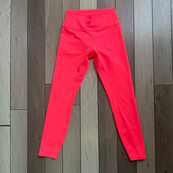 Alo yoga Vibrant Pink Workout Leggings - Picture 3 of 7